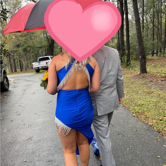 Prom Dress - Picture 1 of 7